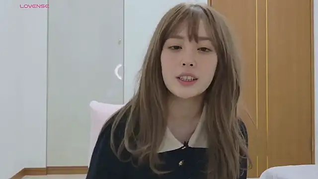 Snapshot of Nagitan_chat chatting on October 25, 2:13 pm Nagitan chat online show from October 25, 2:13 pm