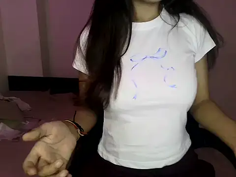 Snapshot of its_siya_ chatting on April 10, 8:02 pm its siya online show from April 10, 8:02 pm