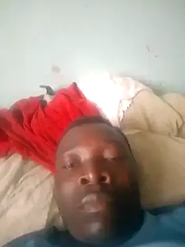 Snapshot of Mrhugeblack chatting on September 28, 8:31 am Mrhugeblack online show from September 28, 8:31 am
