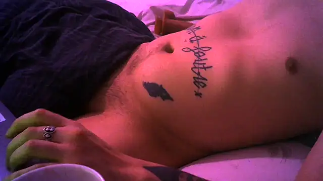 Forthepleasur  online show from April 1, 3:20 pm