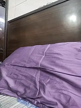 Snapshot of meenu_bhabhi547 chatting on September 27, 5:18 pm meenu bhabhi547 online show from September 27, 5:18 pm