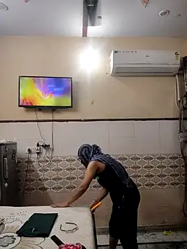 Snapshot of meenu_bhabhi547 chatting on November 1, 3:08 am meenu bhabhi547 online show from November 1, 3:08 am