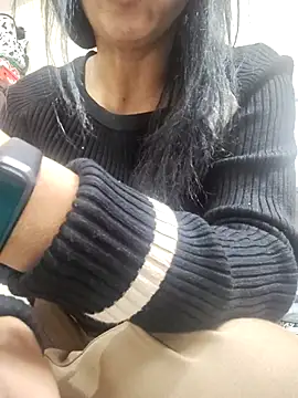 Snapshot of meenu_bhabhi547 chatting on November 29, 3:20 am meenu bhabhi547 online show from November 29, 3:20 am