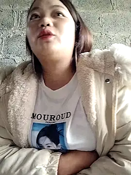 lusy-000 online show from November 5, 4:23 am