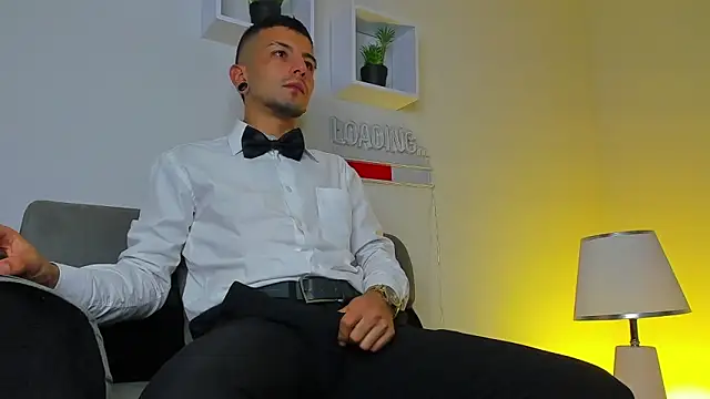 Tayler bennet  online show from September 13, 3:50 am