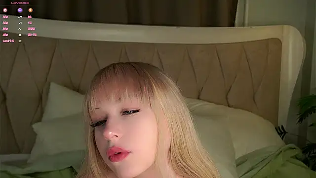 MarciDarugar online show from October 27, 3:05 pm