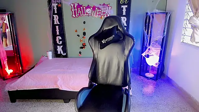 Snapshot of dilan_hott_ chatting on October 30, 8:31 pm dilan hott online show from October 30, 8:31 pm