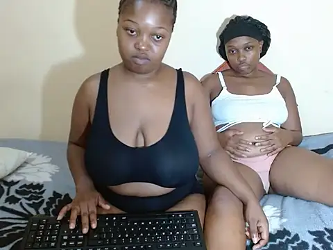 xfoxybrownxx online show from September 9, 6:13 am