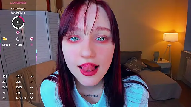 KatyKufel online show from March 18, 7:06 pm