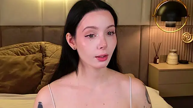 Snapshot of Goldy_Stark chatting on October 12, 8:41 pm Goldy Stark online show from October 12, 8:41 pm