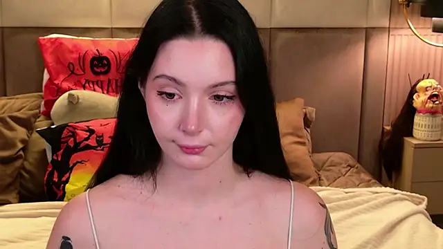 Snapshot of Goldy_Stark chatting on October 20, 11:49 pm Goldy Stark online show from October 20, 11:49 pm