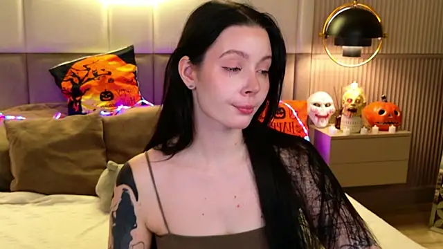 Snapshot of Goldy_Stark chatting on October 24, 8:38 pm Goldy Stark online show from October 24, 8:38 pm