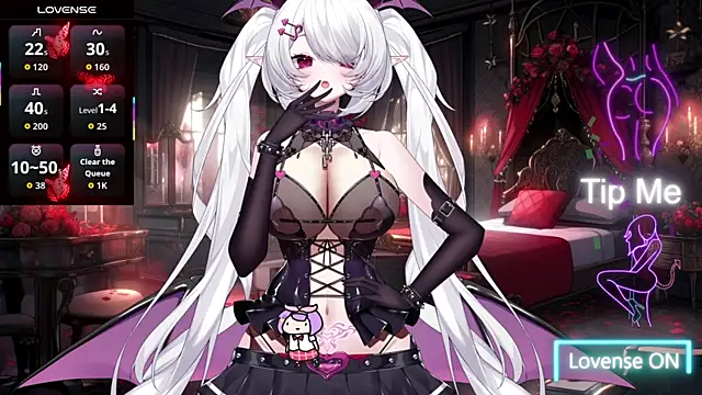 Snapshot of chloelabelle chatting on October 31, 8:32 pm chloelabelle online show from October 31, 8:32 pm