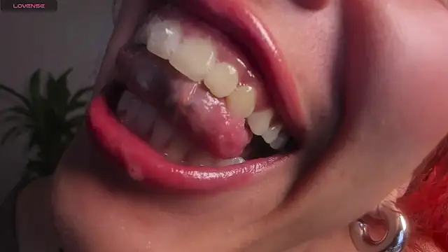 bri von dhara   online show from October 14, 1:56 pm