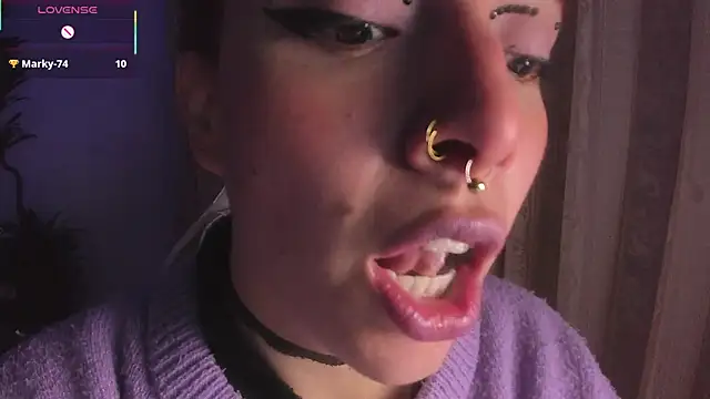 Snapshot of bri_von_dhara__ chatting on November 6, 11:55 am bri von dhara online show from November 6, 11:55 am