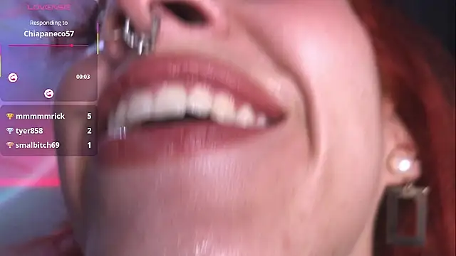 Snapshot of bri_von_dhara__ chatting on November 15, 9:32 pm bri von dhara online show from November 15, 9:32 pm