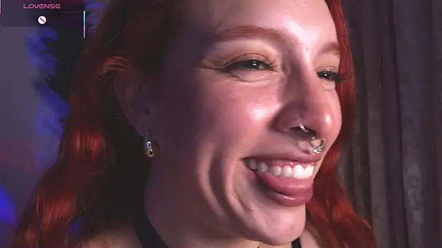 Snapshot of bri_von_dhara__ chatting on November 21, 8:51 pm bri von dhara online show from November 21, 8:51 pm