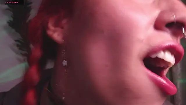 Snapshot of bri_von_dhara__ chatting on November 25, 3:56 pm bri von dhara online show from November 25, 3:56 pm