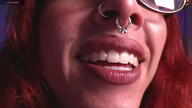 Snapshot of bri_von_dhara__ chatting on December 16, 11:15 am bri von dhara online show from December 16, 11:15 am