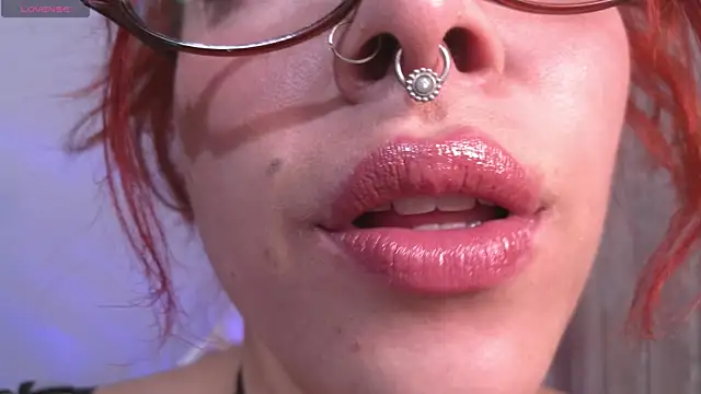 Snapshot of bri_von_dhara__ chatting on January 18, 7:39 pm bri von dhara online show from January 18, 7:39 pm