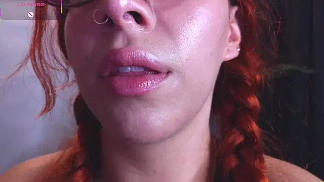 Snapshot of bri_von_dhara__ chatting on February 6, 2:27 am bri von dhara online show from February 6, 2:27 am