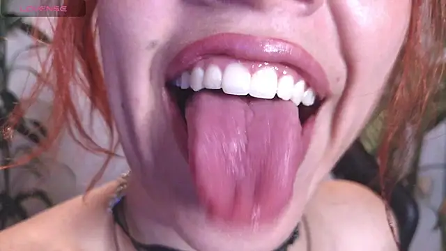 Snapshot of bri_von_dhara__ chatting on February 8, 10:24 pm bri von dhara online show from February 8, 10:24 pm