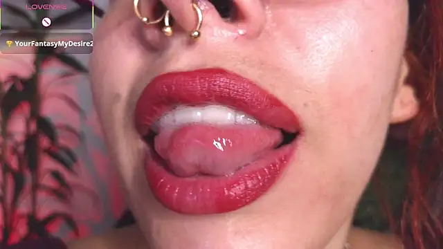 Snapshot of bri_von_dhara__ chatting on February 9, 7:51 pm bri von dhara online show from February 9, 7:51 pm