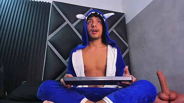 maximiliano jam online show from September 20, 4:13 am