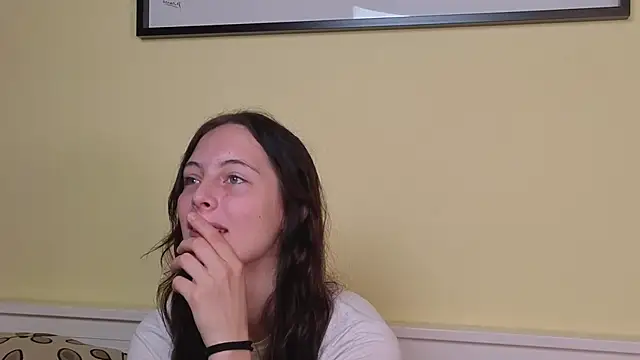 VernaWylie online show from September 19, 7:21 am