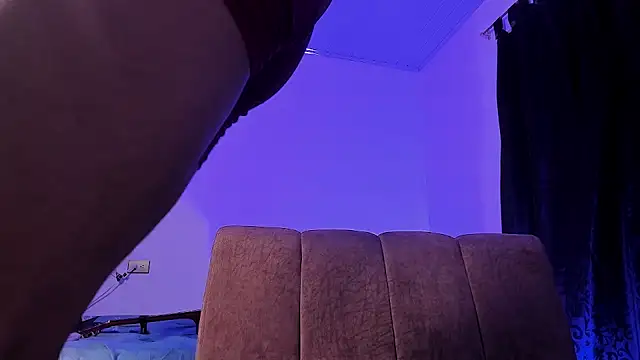 Snapshot of Cj_davis_ chatting on October 16, 3:51 am Cj davis online show from October 16, 3:51 am