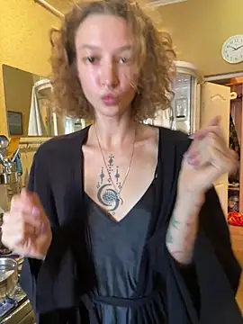 Snapshot of __grace__ chatting on June 19, 7:12 am grace online show from June 19, 7:12 am
