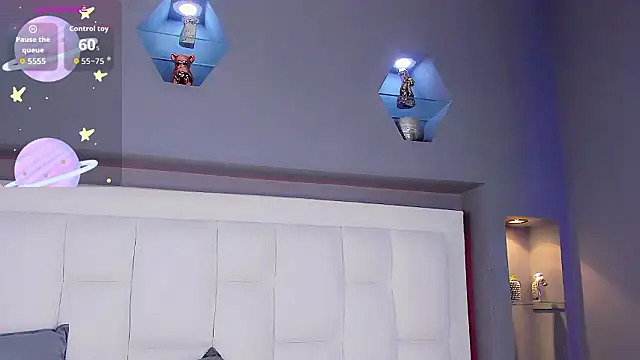 DaniielaV online show from March 9, 1:20 am