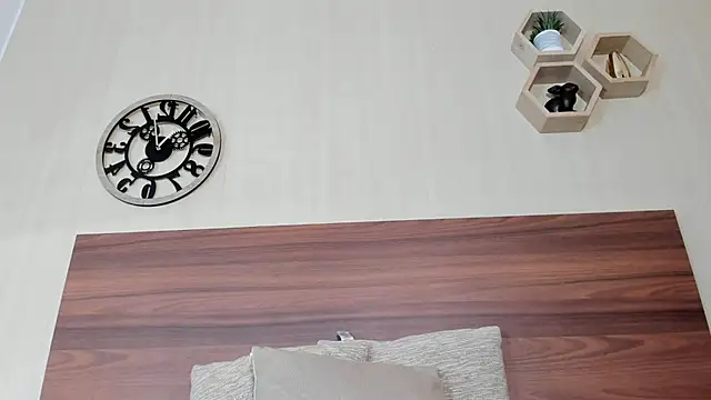 Snapshot of AnnyKitty_ chatting on September 19, 4:03 am AnnyKitty  online show from September 19, 4:03 am