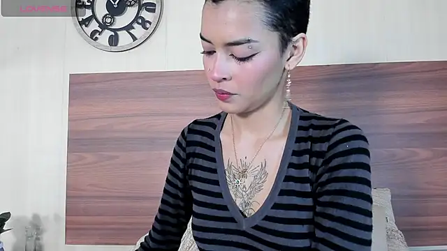 Snapshot of AnnyKitty_ chatting on October 2, 4:08 am AnnyKitty  online show from October 2, 4:08 am