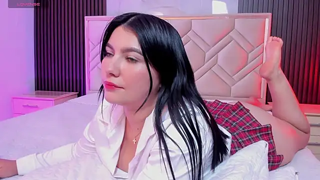 MiaaFarrel online show from September 27, 7:08 pm