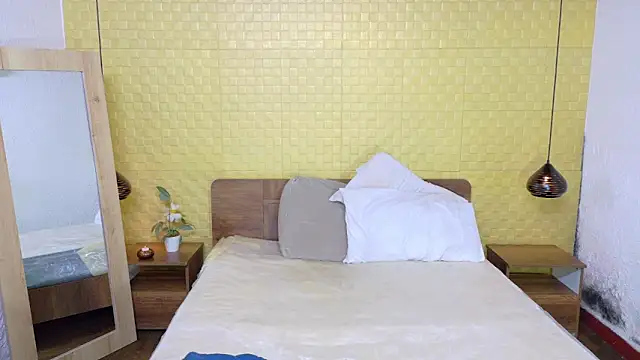 fat naughtyass online show from March 29, 1:22 pm