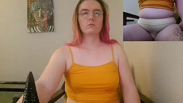 Elliebell online show from February 8, 2:53 pm