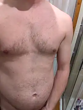 Snapshot of girthyspencer chatting on March 19, 7:29 pm girthyspencer online show from March 19, 7:29 pm