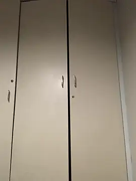 Snapshot of Mellow_Joe chatting on November 14, 8:40 pm Mellow Joe online show from November 14, 8:40 pm