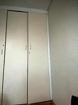 Snapshot of Mellow_Joe chatting on January 8, 10:17 am Mellow Joe online show from January 8, 10:17 am