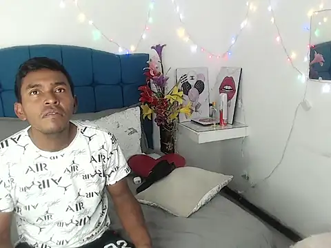 Adam Morgan2 online show from December 2, 4:18 am