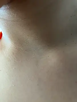 Snapshot of CatadeLuca chatting on December 15, 2:32 pm CatadeLuca online show from December 15, 2:32 pm