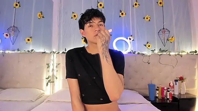 AleAurarashi online show from November 13, 4:33 am