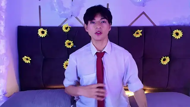 AleAurarashi online show from May 8, 4:51 am