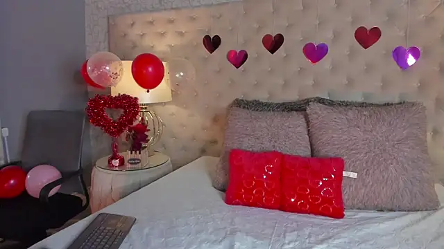 AlannaBlakes online show from February 10, 3:32 am