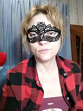 Miss Nona online show from April 3, 7:01 pm