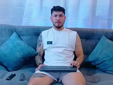 JaxRagnar088 online show from October 17, 10:45 pm