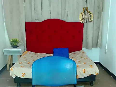 Snapshot of luisa__torres chatting on September 24, 3:10 am luisa  torres online show from September 24, 3:10 am