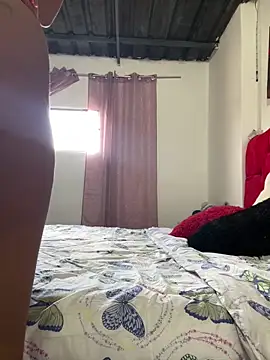 Messy-diana21 online show from March 27, 7:24 pm