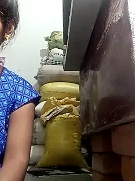 Snapshot of Sapna-Yadav chatting on September 8, 3:55 pm Sapna-Yadav online show from September 8, 3:55 pm